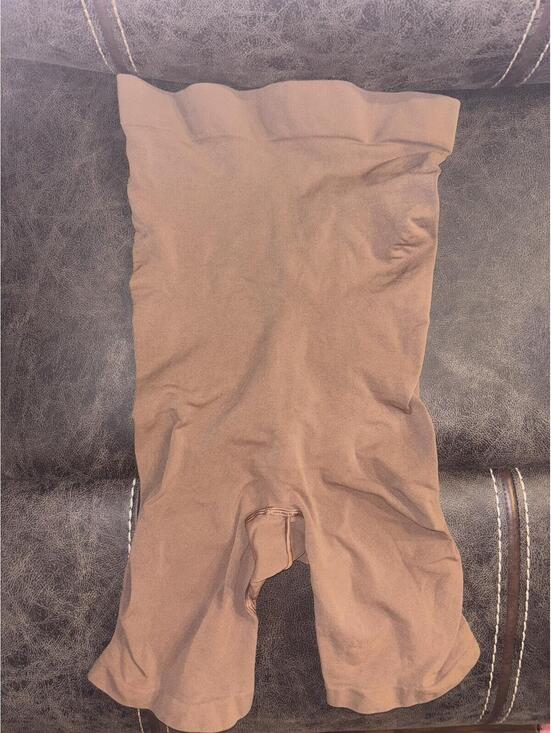 Skims Other - SKIMS Sculpting Mid Thigh Shapewear Shorts Cocoa XL/1X NWOT